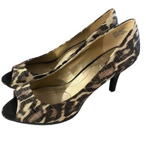 Bandolino BFlexible BDSupermodel Animal Print Peep Toe Heels size 10.5